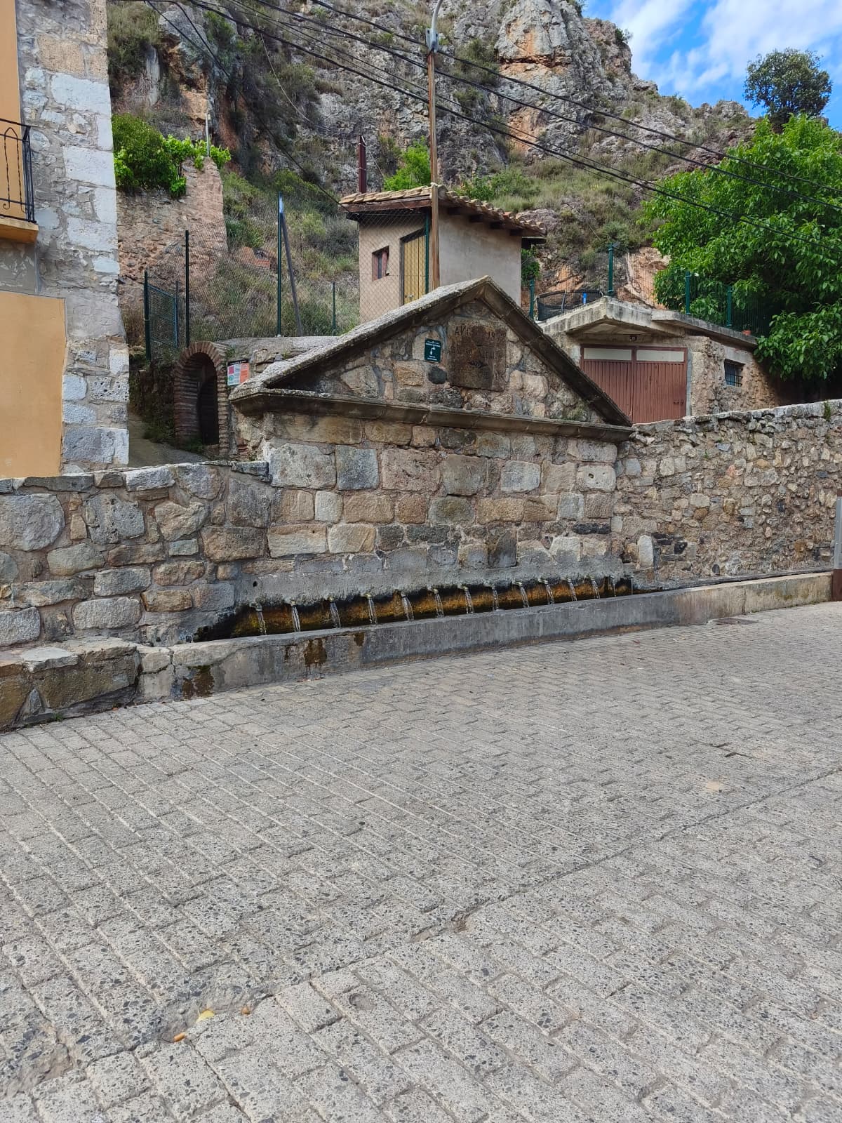 Fuente de los dieciséis caños de Muro de Aguas