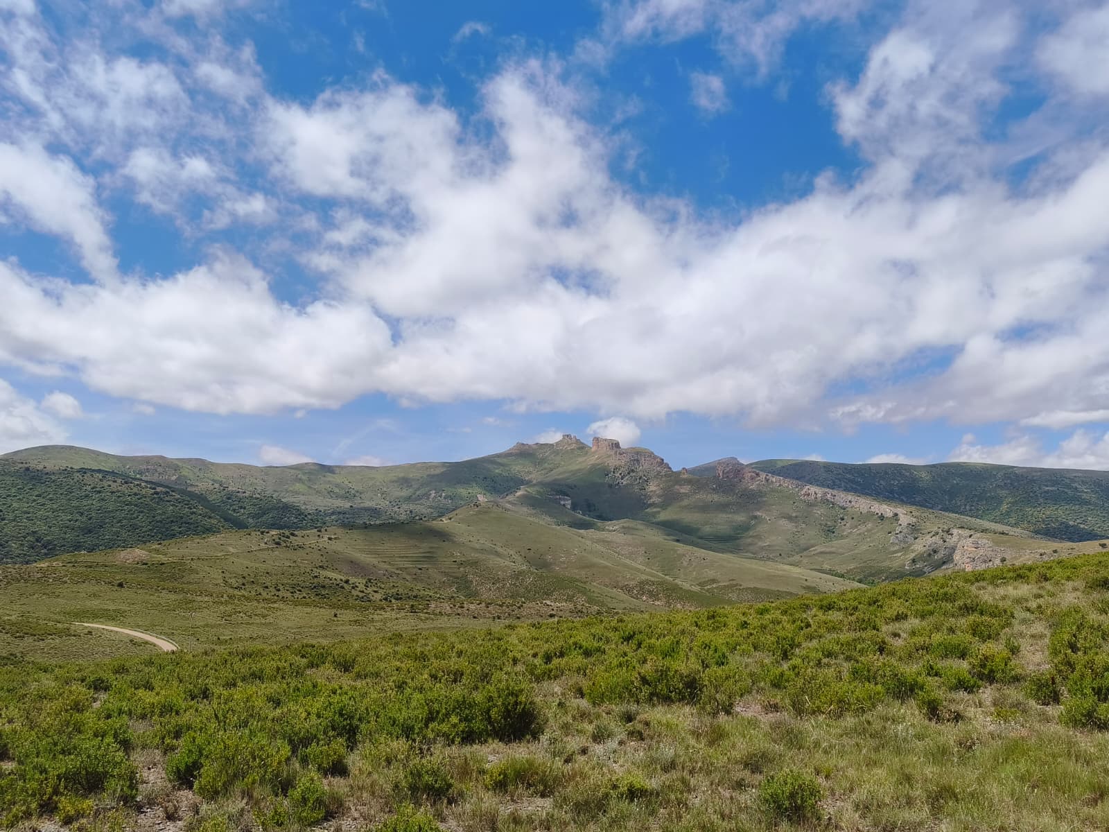 Vista de las Peñas de Herrera desde el mirador