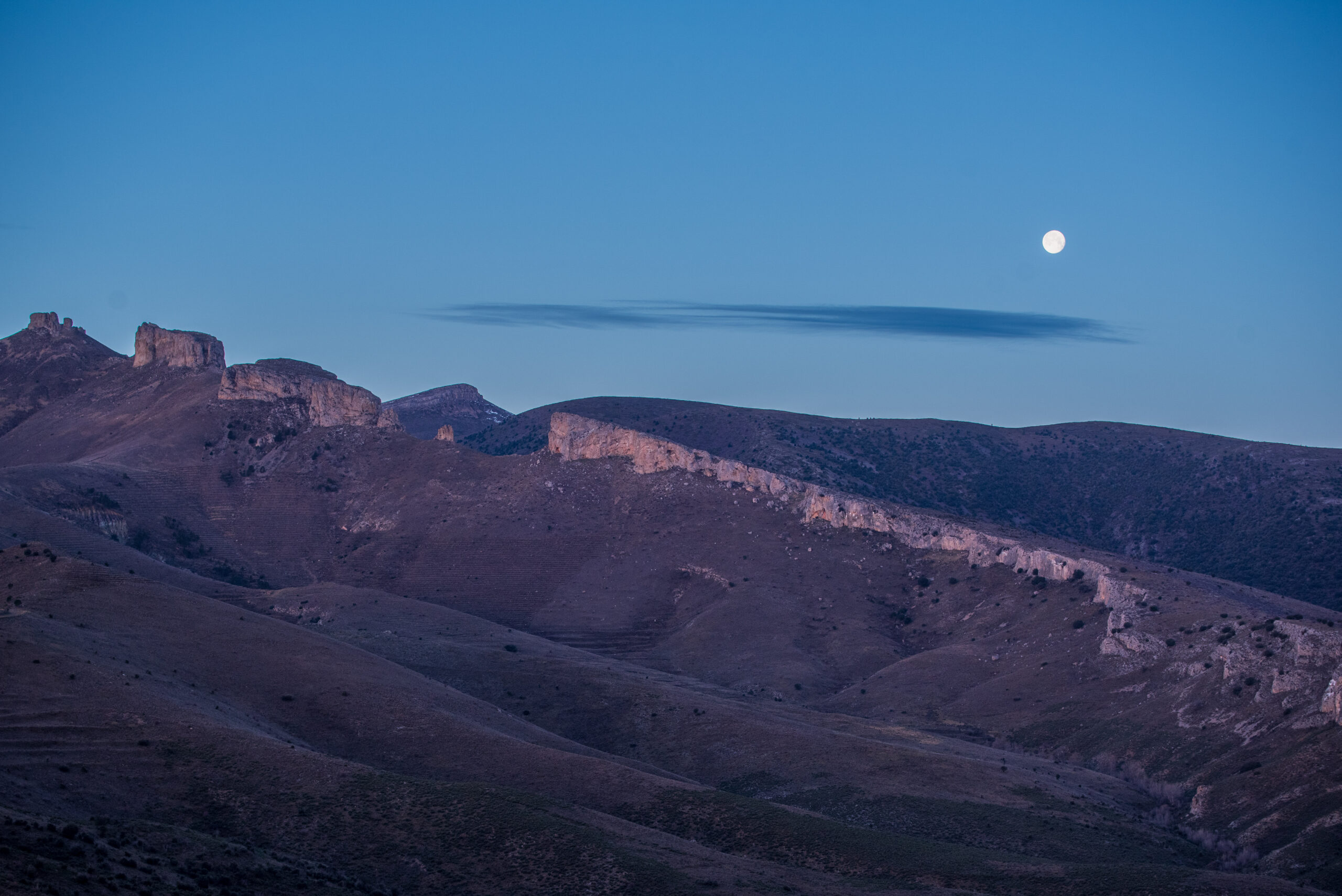 Peñas de Herrera al anochecer